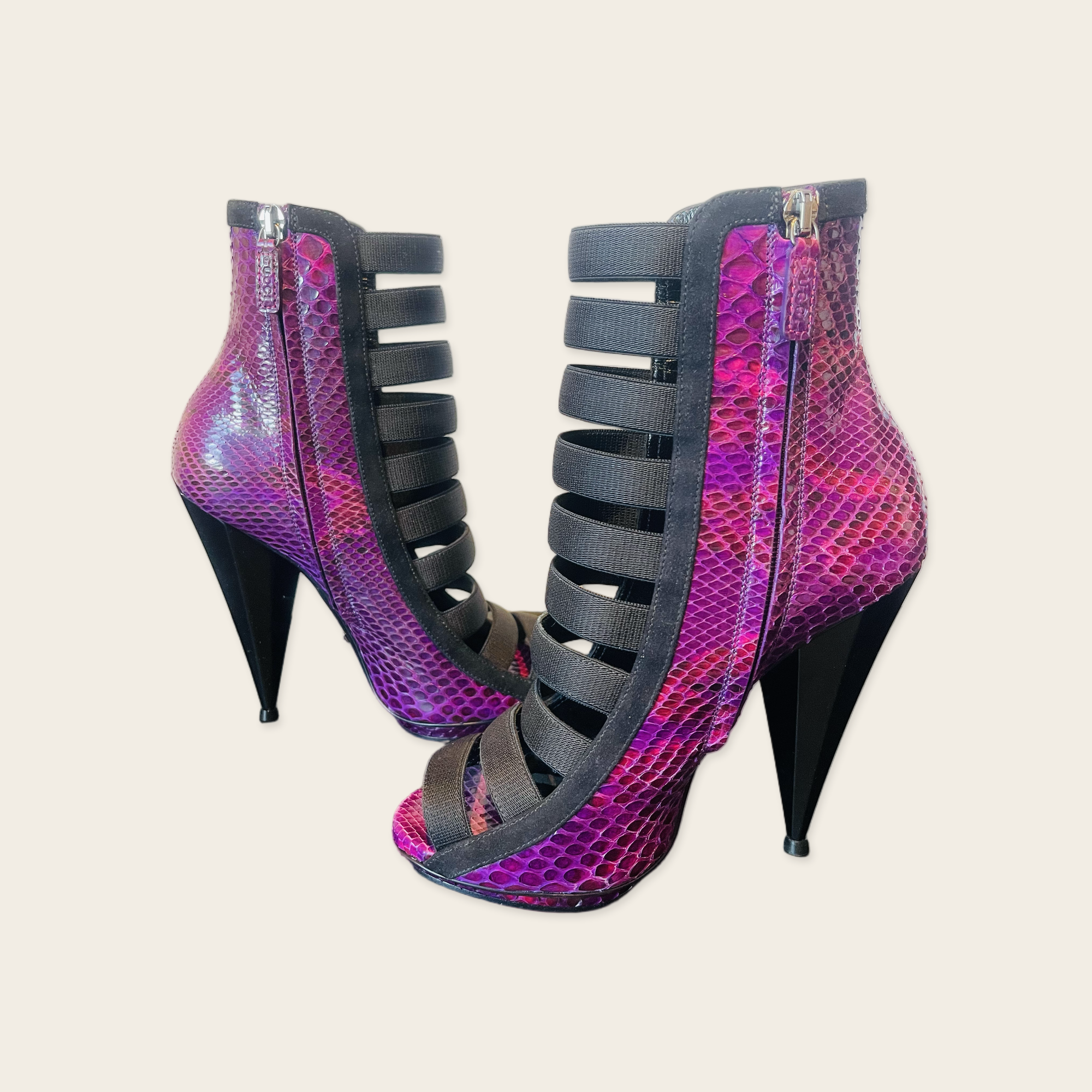 Gucci Olímpia Python Heel Ankle Boots