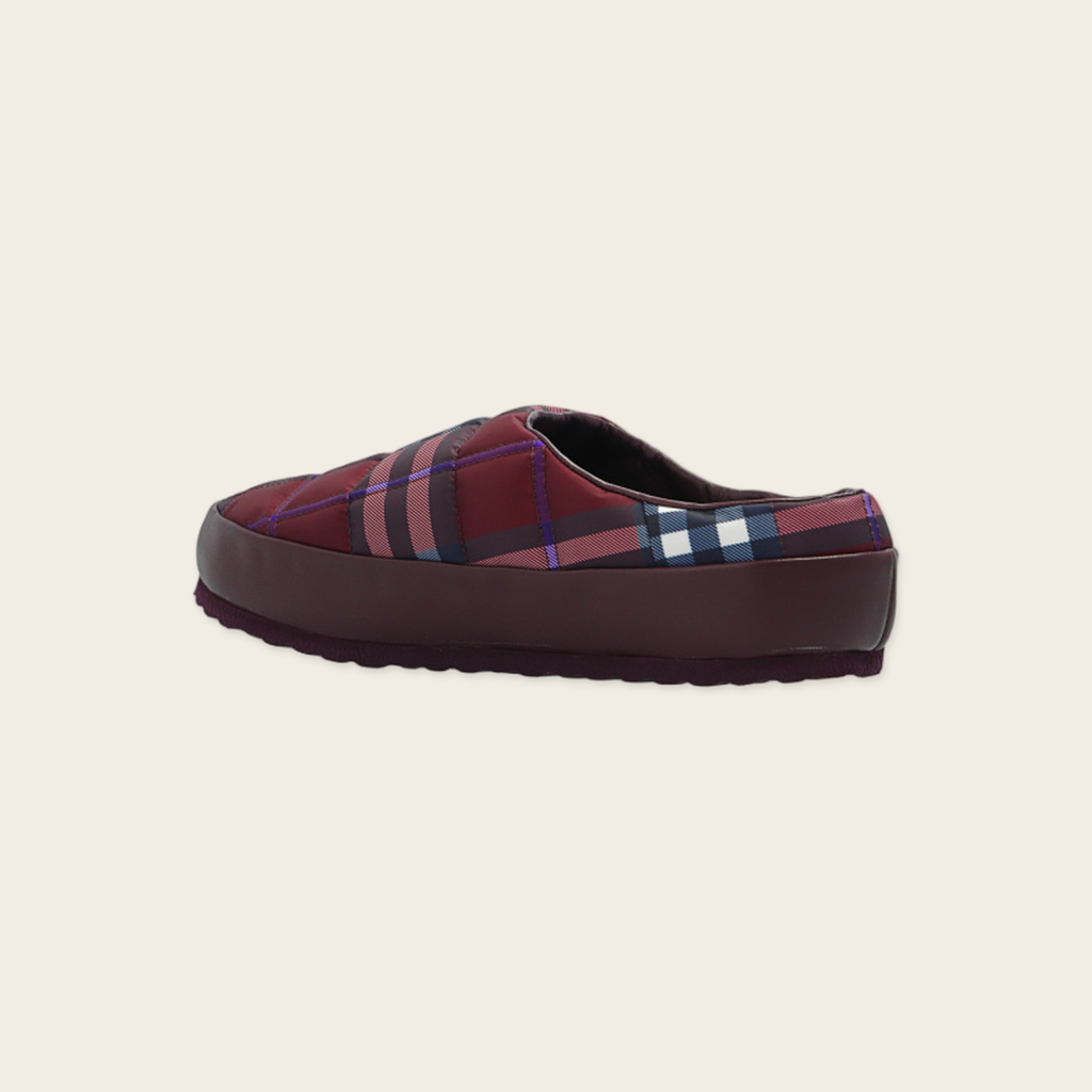 Burberry Northaven Sneakers.