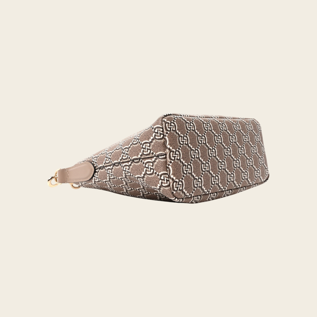 Gucci GG Supreme Shoulder Bag
