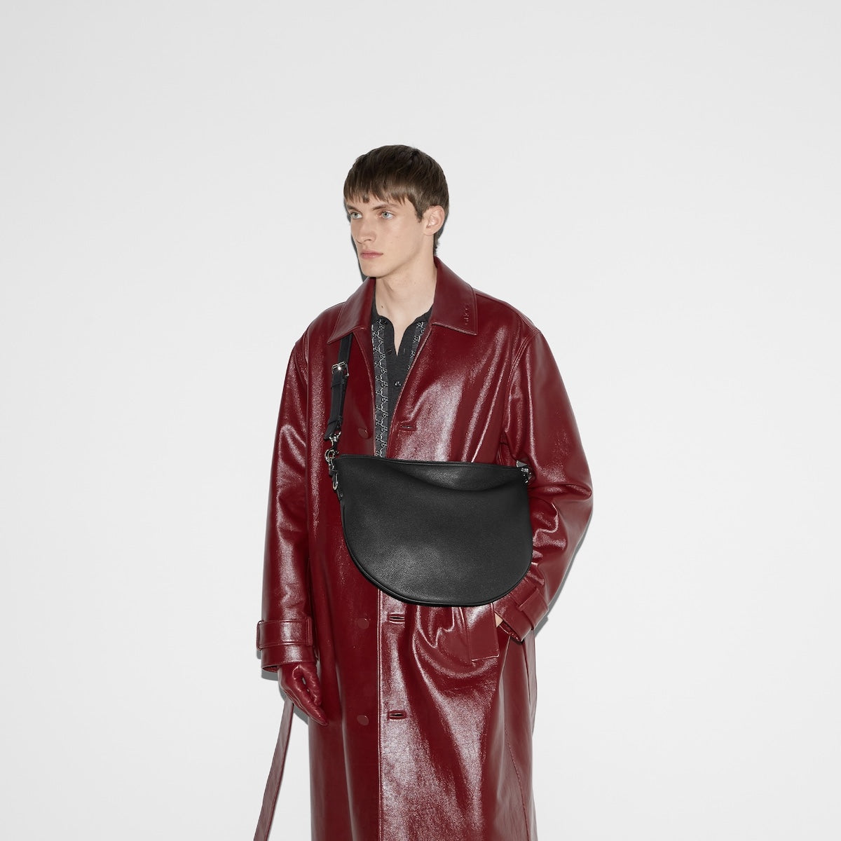 Gucci B Shoulder Bag Black