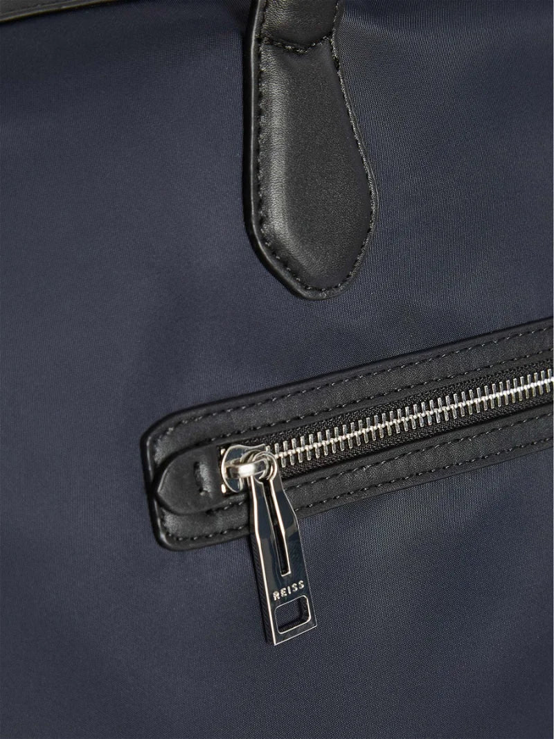 Reiss Jerome Nylon Weekend Bag — IMG_9593