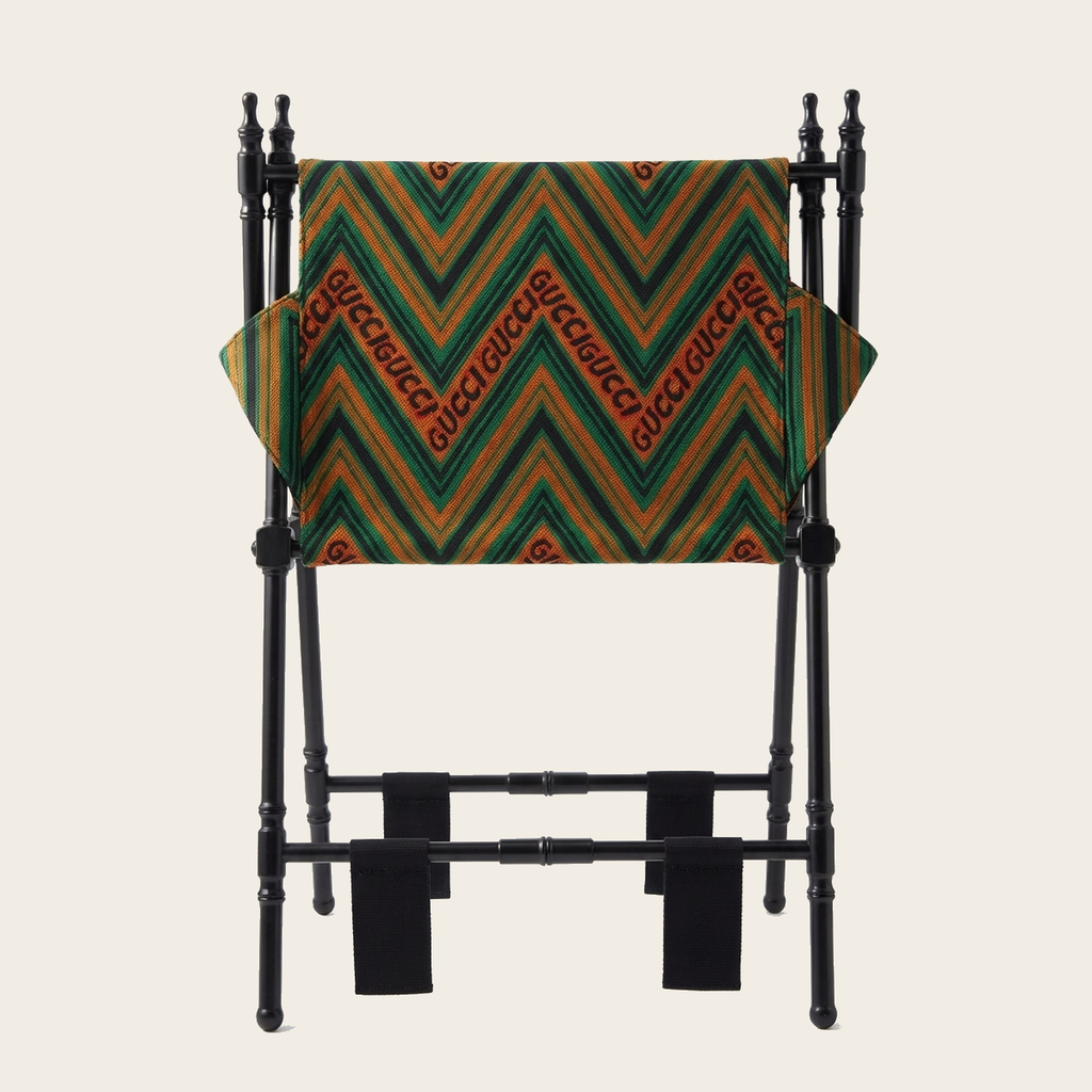Gucci ZigZag Logo Stand